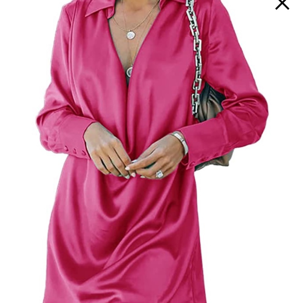 NWOT Satin Collar V Neck Drape Ruched Front Flowy Long Sleeve Short Mini Dress